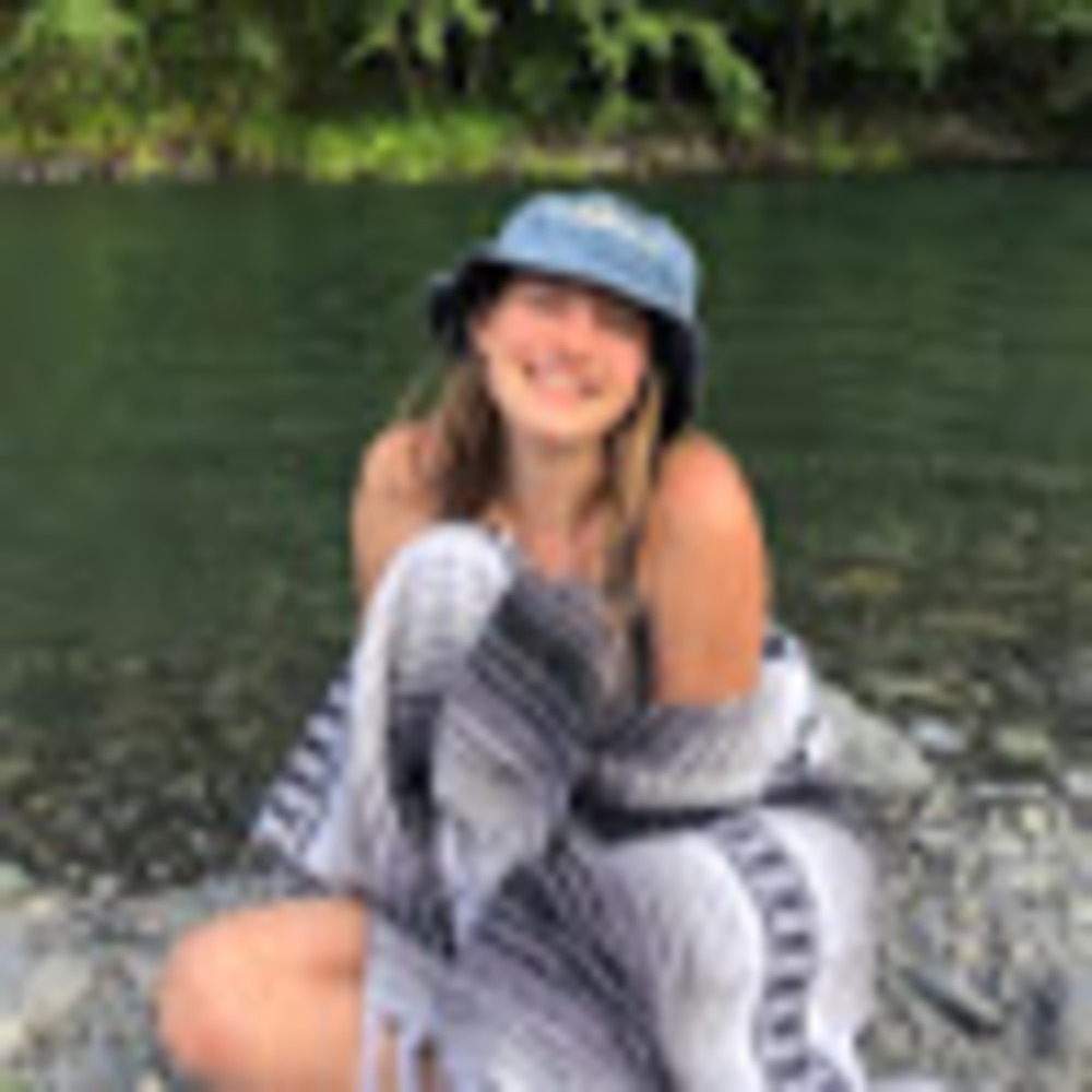 Meet your Posher, Lily